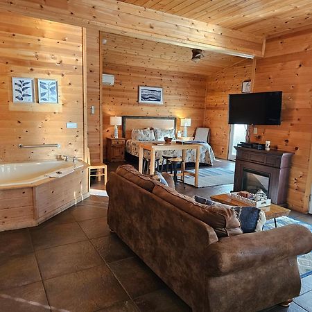 5 Min To Beaver Lake-King Bed-Fire Pit-Jetted Tub #3 Eureka Springs Ngoại thất bức ảnh